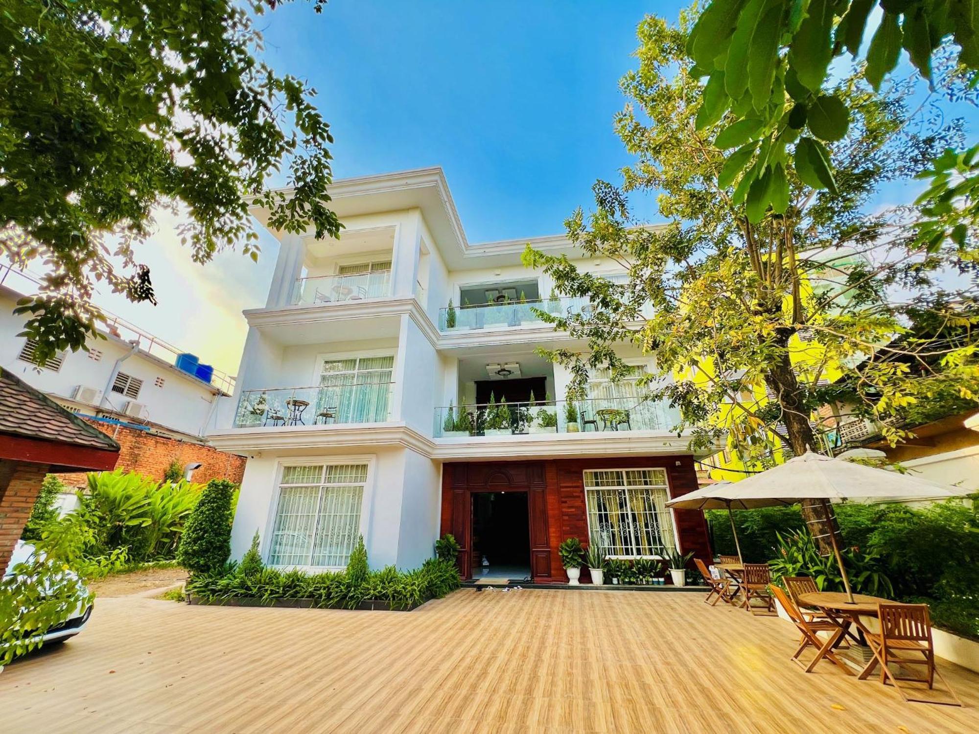 Nyna Villa Guesthouse Kampot Exterior foto